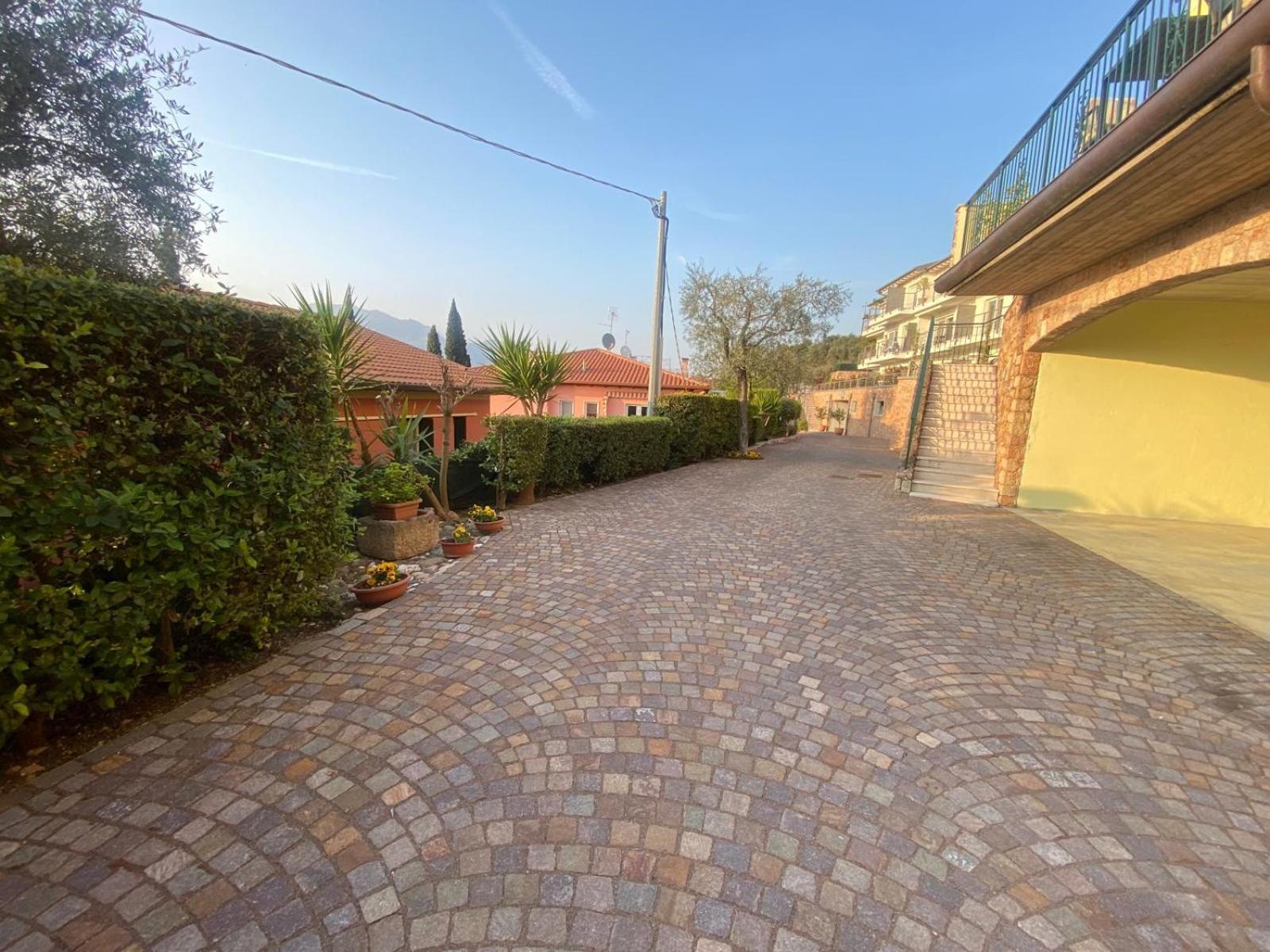 Residence Solei Classic & Plus Brenzone sul Garda Buitenkant foto