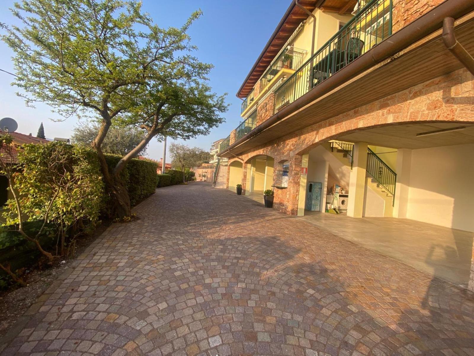Residence Solei Classic & Plus Brenzone sul Garda Buitenkant foto